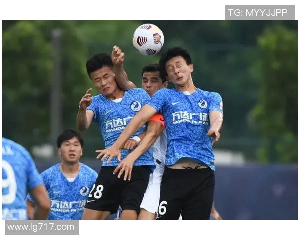 1994年上海申花与大连足球队的经典对决回顾与分析