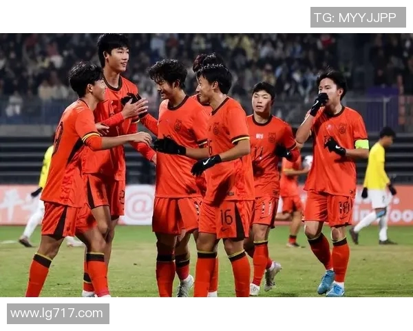 2001年国足对阵阿联酋精彩回顾视频重温经典瞬间与激烈对抗