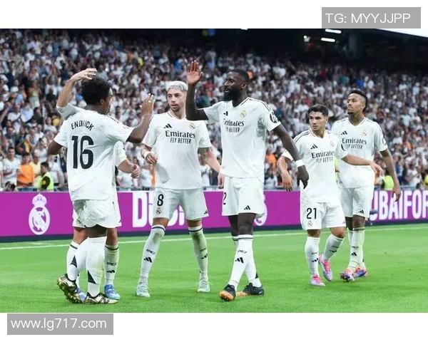 皇马与利物浦经典对决回顾精彩瞬间集锦与战术分析 皇马与利物浦经典对决回顾精彩瞬间集锦与战术分析