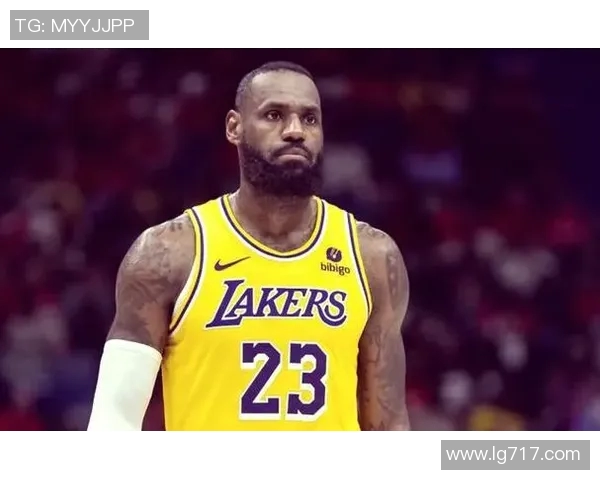 詹姆斯在湖人比赛中的精彩表现全程录像回顾与分析