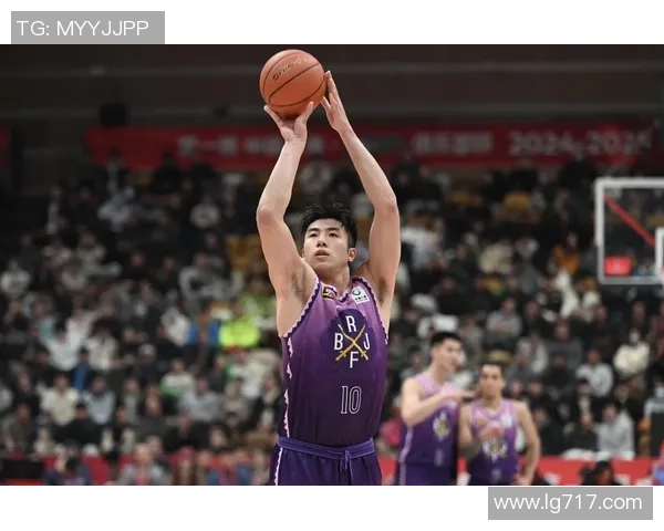 邹雨宸:从篮球新星到职业生涯的辉煌之路与未来展望 邹雨宸:从篮球新星到职业生涯的辉煌之路与未来展望