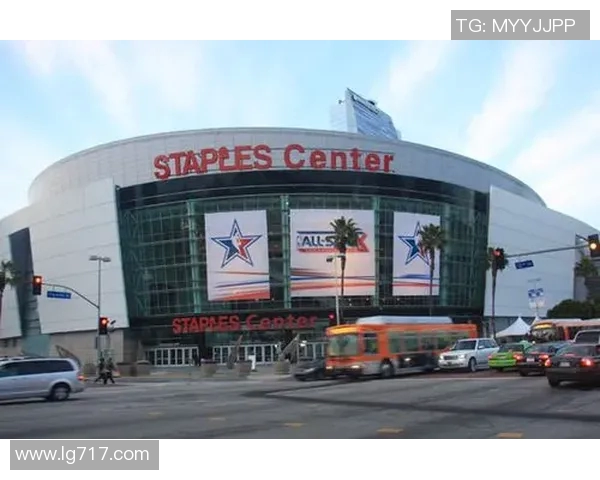 快船新球馆即将揭幕2025年正式告别斯台普斯中心的历史篇章 快船新球馆即将揭幕2025年正式告别斯台普斯中心的历史篇章