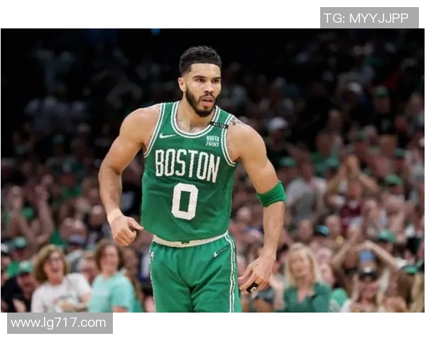 杰森塔图姆如何在NBA赛场上不断突破自我成就传奇生涯