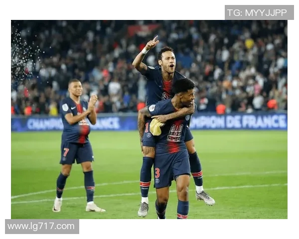 曼联与巴黎圣日耳曼的巅峰对决谁能笑到最后解析比赛看点与球员表现 曼联与巴黎圣日耳曼的巅峰对决谁能笑到最后解析比赛看点与球员表现